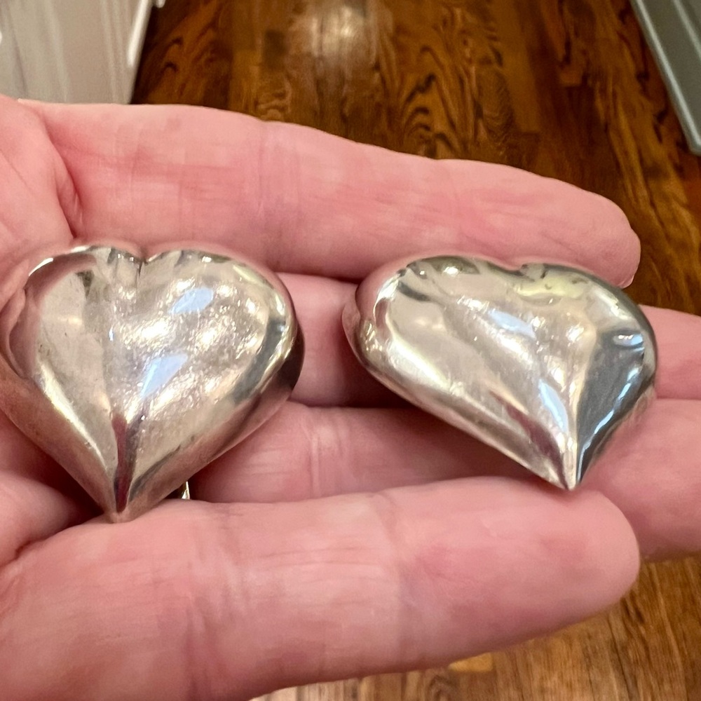 Source Unknown Silver Heart Earrings - image 4